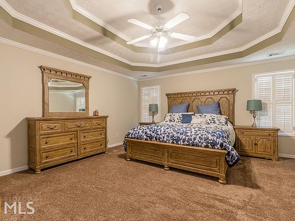 4th image of 299 Blue Creek Ln