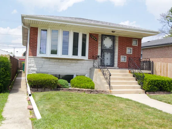 7804 Newland Ave, Burbank, IL 60459