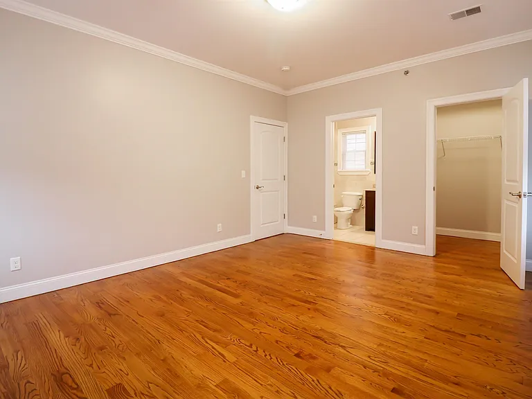 22 W 19th St #2 — Photo 14