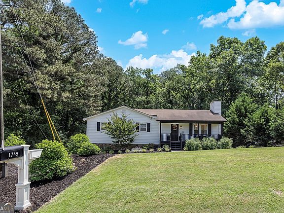 2nd image of 1748 Toonigh Rd
