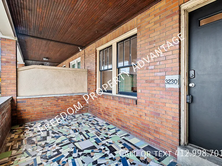 3230 California Ave — Photo 4