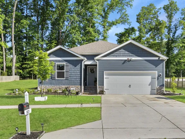 18075 Coolidge Ln, Bowling Green, VA 22427