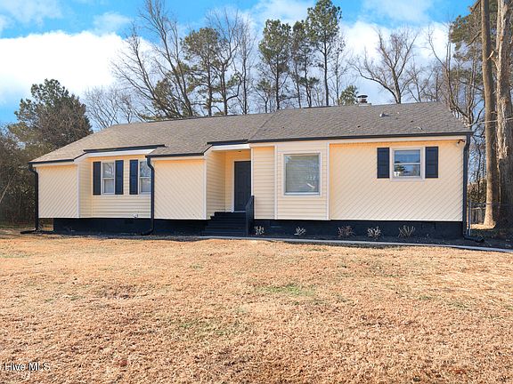 2nd image of 830 Brandywine Lane