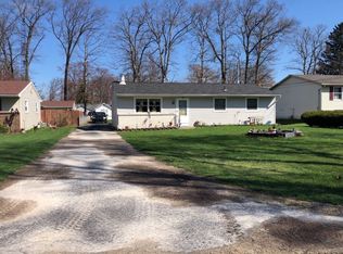1102 Feltis Rd, Temperance, MI 48182