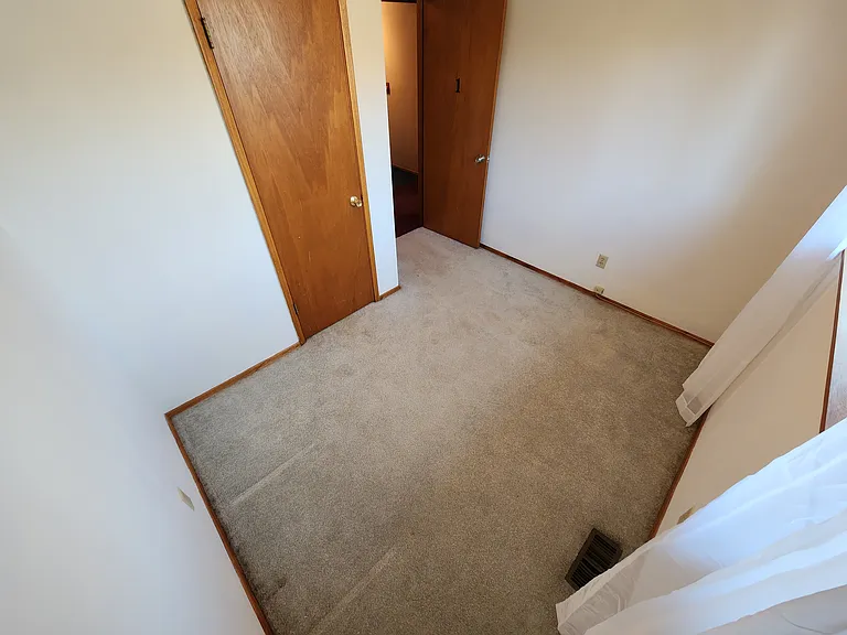 3712 S 175th St — Photo 5