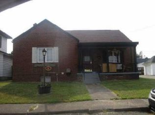 4 Connor St, Uniontown, PA 15401