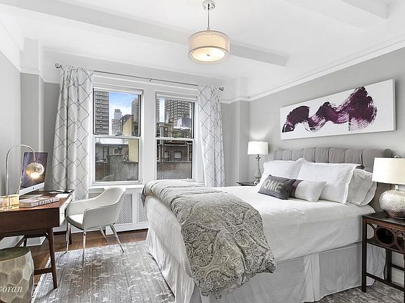 5th image of 330 W 72nd St APT 5C