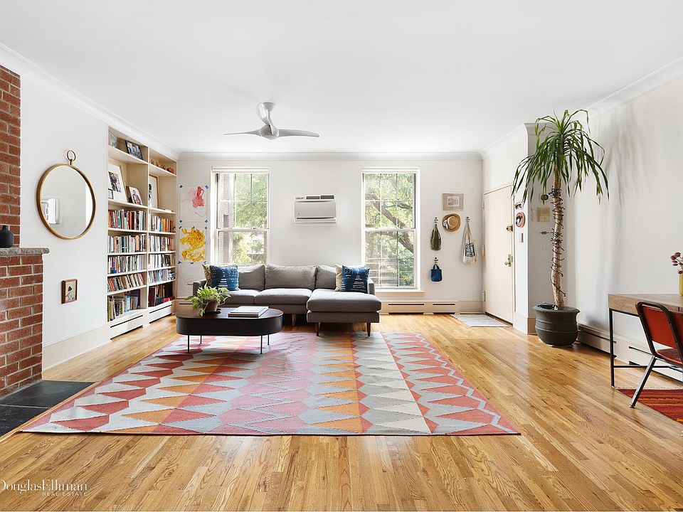 1st image of 339 Sackett St #2