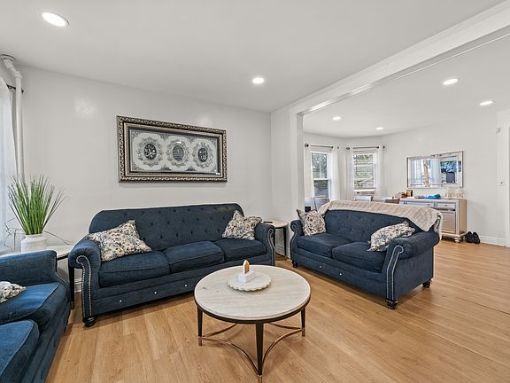 2nd image of 177 Harding Ave Floor 1