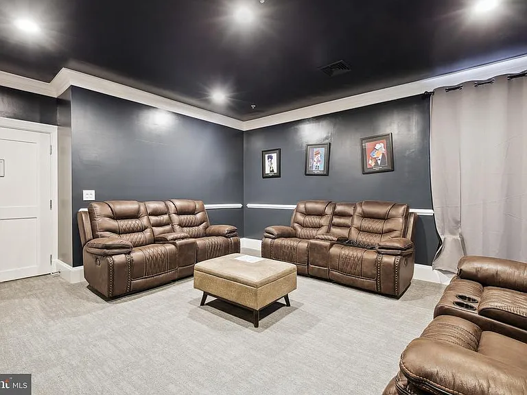 2465 Army Navy Dr #104 — Photo 46