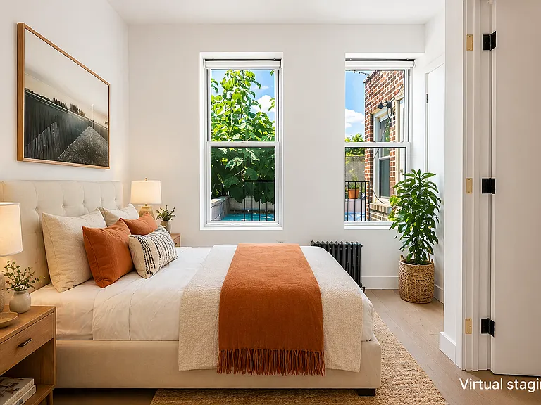 204 Smith St #2R — Photo 5