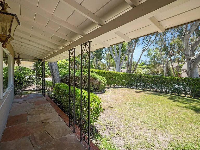 3409 Palos Verdes Dr N — Photo 31