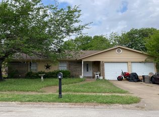 109 Randy Dr, Crowley, TX 76036