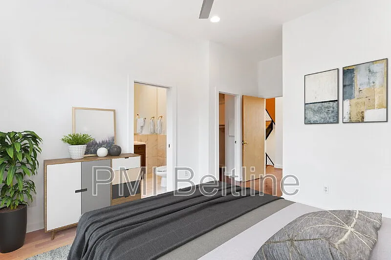 2 bed, 2.5 bath, $3,790 — Photo 3
