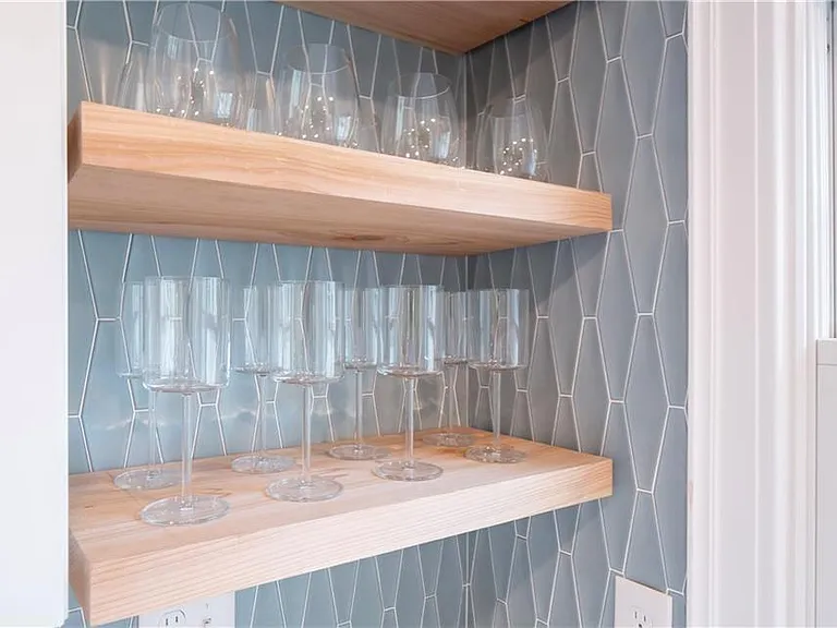 118 Ruggles Ave #101 — Photo 20