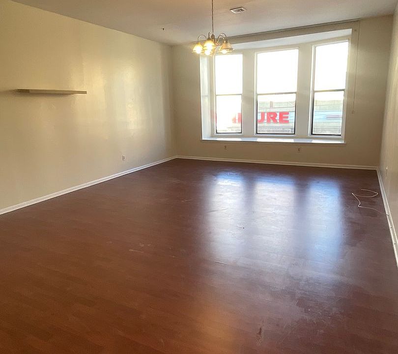 1st image of 5600 Germantown Ave #15