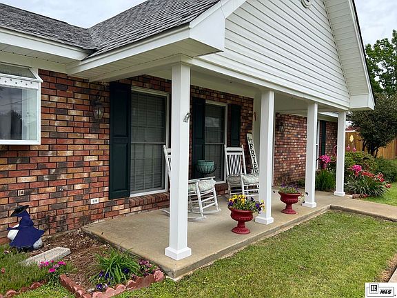 3rd image of 250 Pine Hills Dr