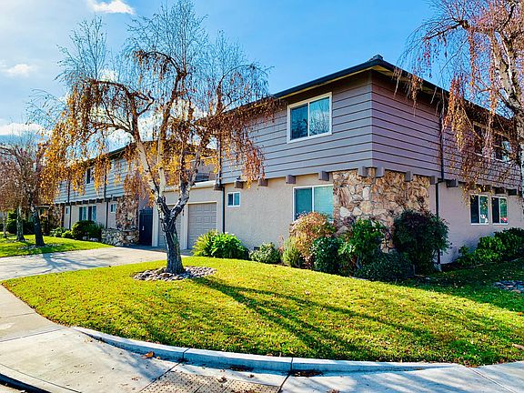 4th image of 2090 Sahara Way