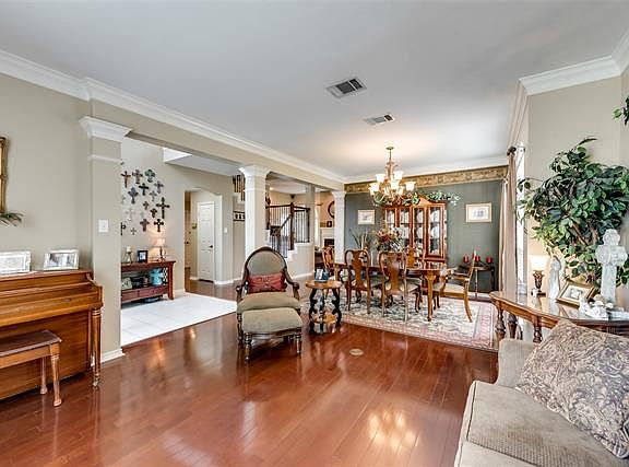 4th image of 2709 Knoll Ct