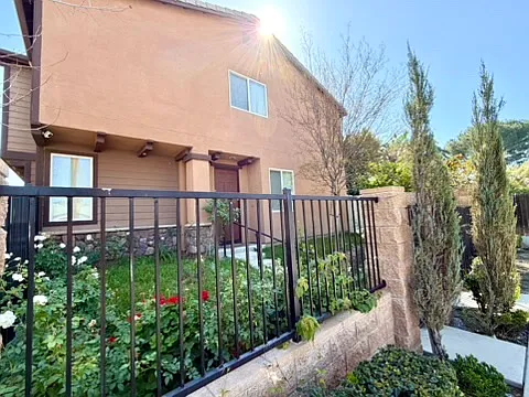17658 W Murphy Ln — Photo 28