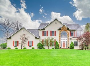 482 Keyser Pkwy, Cuyahoga Falls, OH 44223