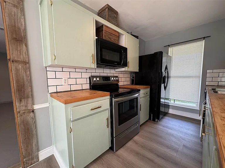3520 Roanoke Dr — Photo 28