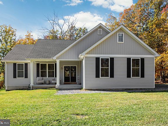 2nd image of 34 Sunrise Ln