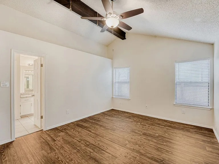 11922 Meadowfire Dr — Photo 16