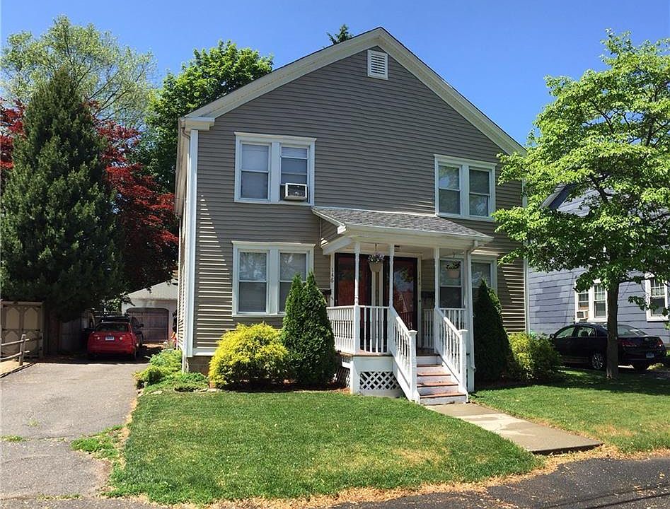 144 Beaumont St Fairfield CT 06824 Zillow