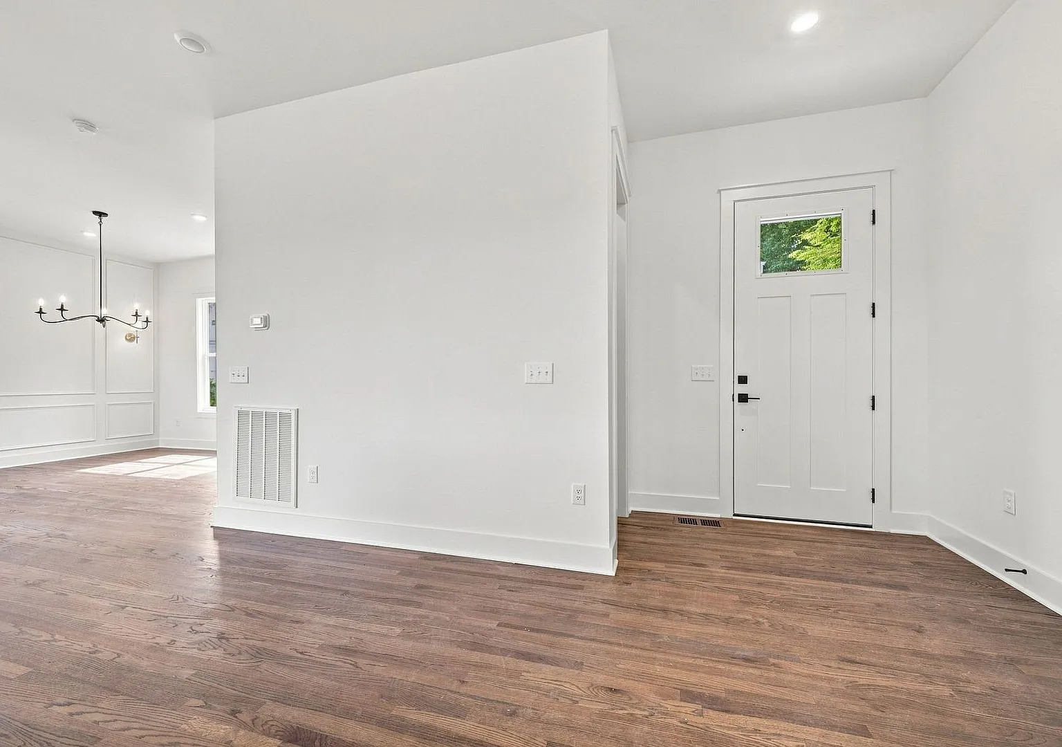 4 Bed 4.5 Bath Home with Stunning Views of Geodis Park | 2026 New Build! — Photo 4