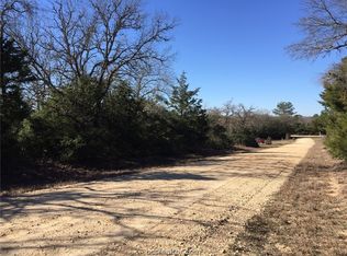 27 & 29 Pin Oak Ln, Normangee, TX 77871