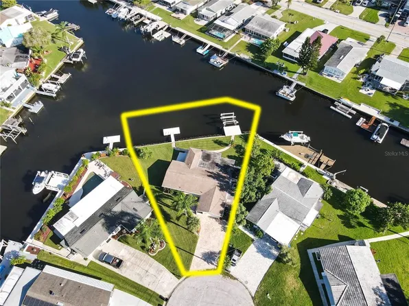 5125 Bonito Dr, New Port Richey, FL 34652