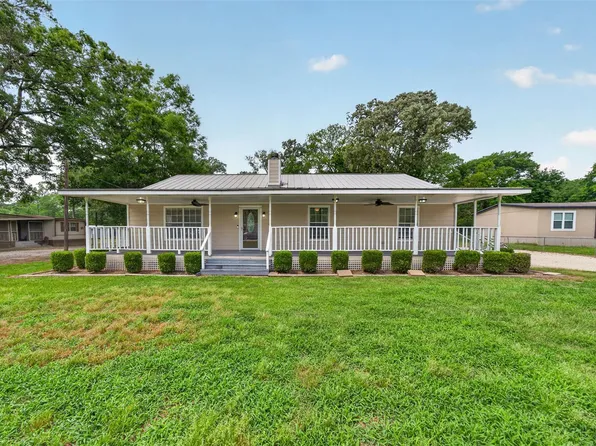 365 County Road 4013, Dayton, TX 77535