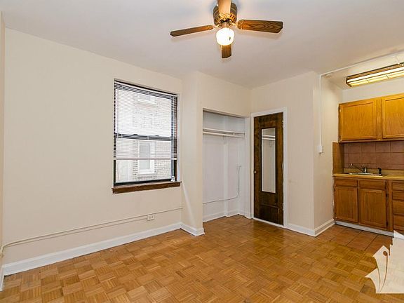 5th image of 505 W Belmont Ave APT 2L