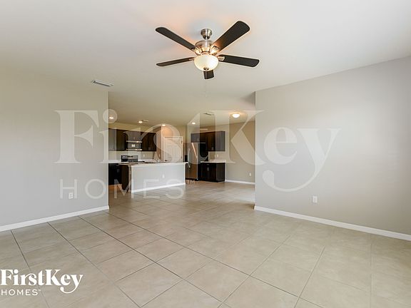 2nd image of 3009 NE 6th Pl