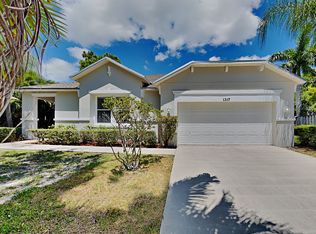 1317 SW California Blvd, Port St Lucie, FL 34953