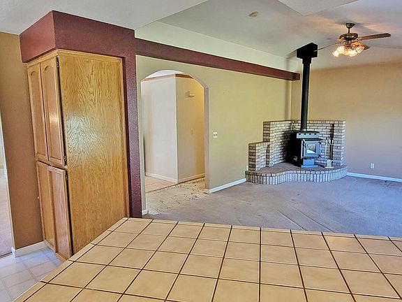 3rd image of 3736 Eagle Pkwy