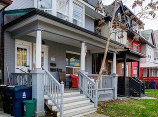 993 Gerrard St E #9XX, Toronto, ON M4M1Z4