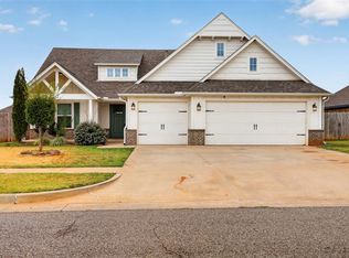11108 SW 32nd St, Yukon, OK 73099