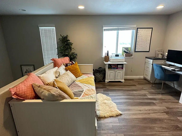 718 Pine Warbler Ct — Photo 13