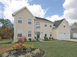 162 Quiet Rd, Sicklerville, NJ 08081