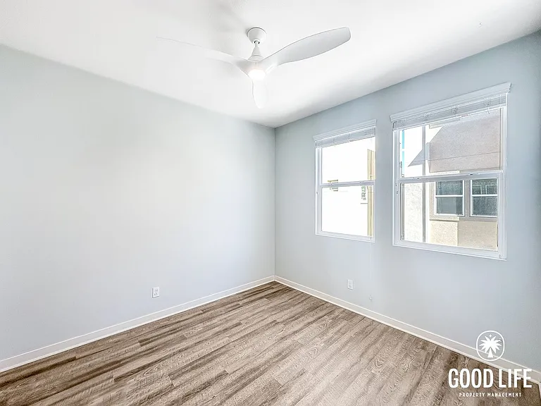 2114 Element Way — Photo 11
