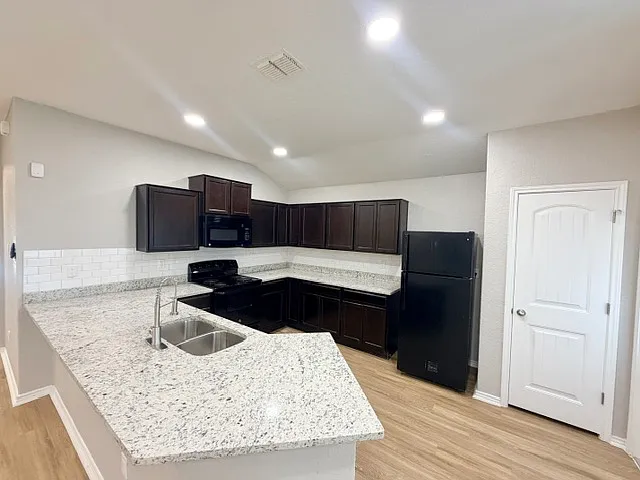 3571 Glacier Lake — Photo 18