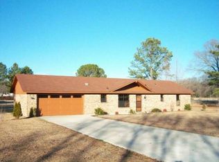 11 Russell Rd, Conway, AR 72032