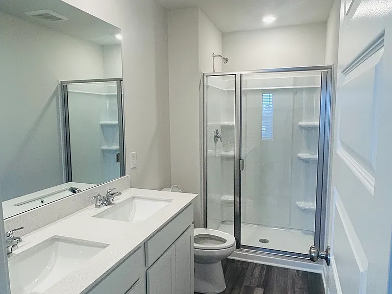 806 Taylor St — Photo 6