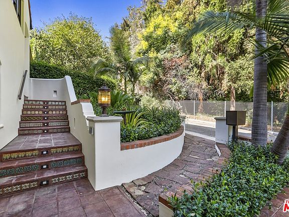 4th image of 2227 Fern Dell Pl