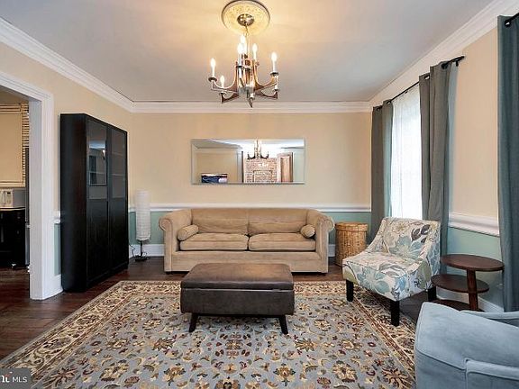 5th image of 305 Prince Edward St