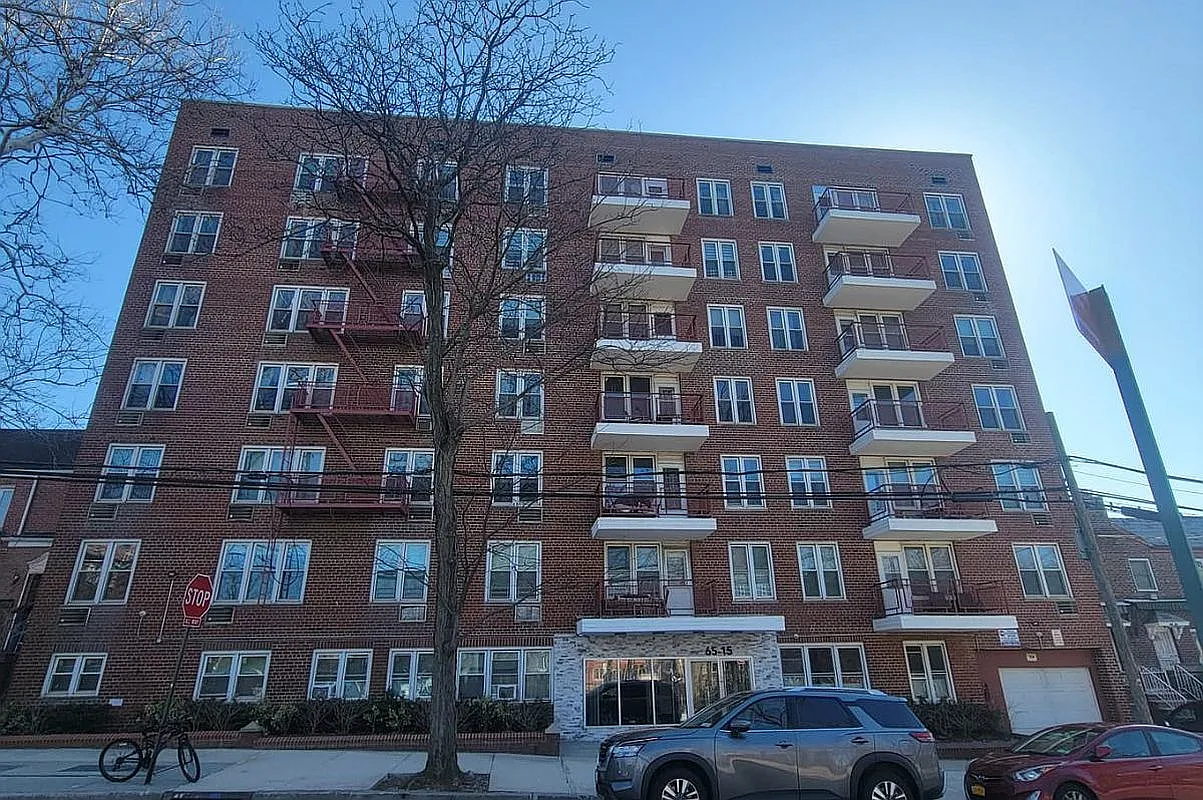 6515 Alderton St APT 1G photo 1