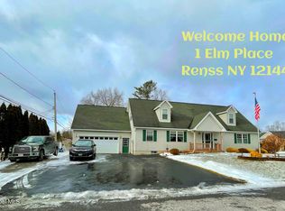 1 Elm Pl, Rensselaer, NY 12144