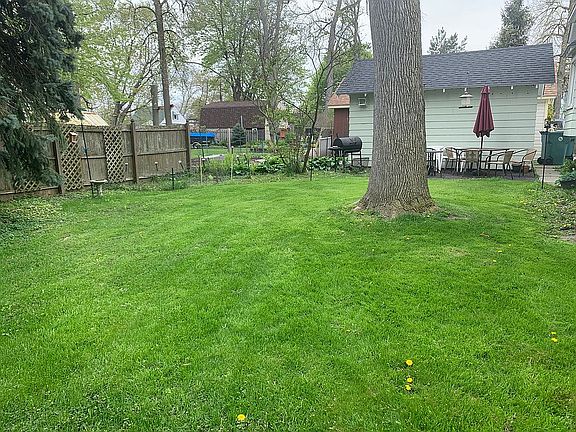3rd image of 51 Klaum Ave